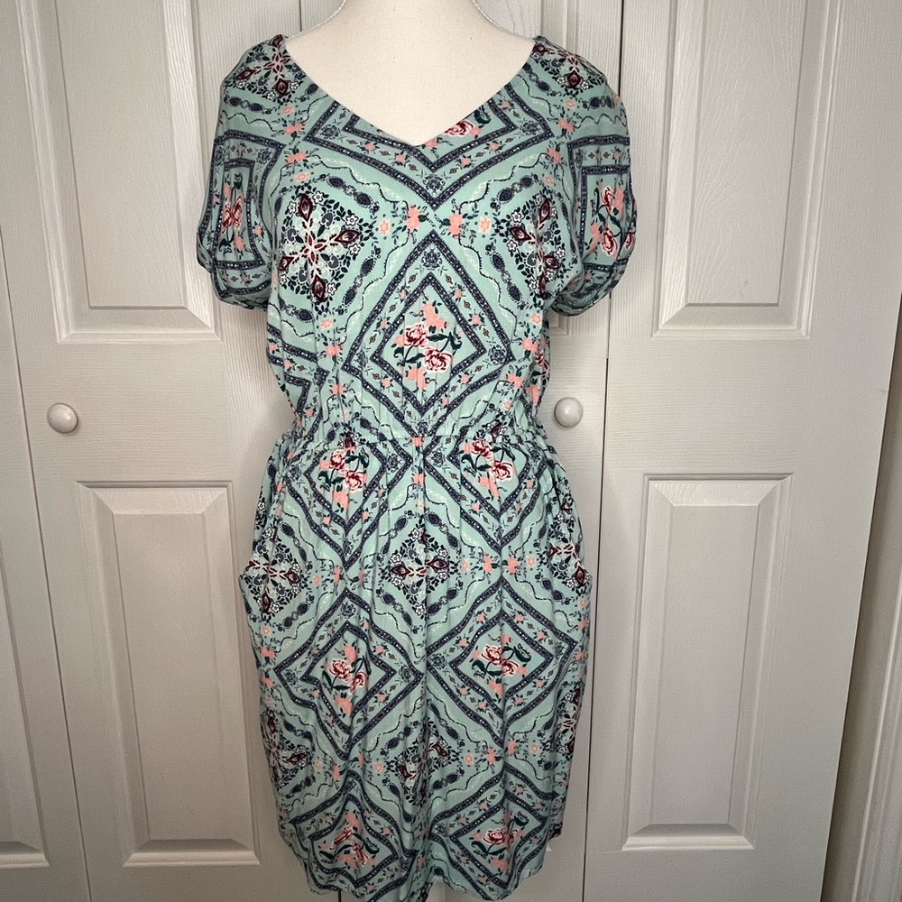 Chic Floral Patterned Midi Dress - Mint and Coral